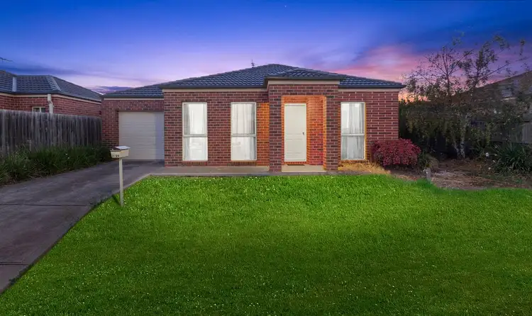 Main view of Homely unit listing, 2/24 Swinburne Court, Truganina VIC 3029