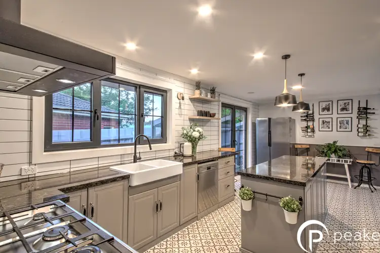 Fifth view of Homely house listing, 5 Mary Court, Berwick VIC 3806