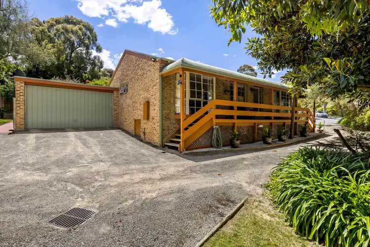 1/8 Yendon Close, Mitcham VIC 3132