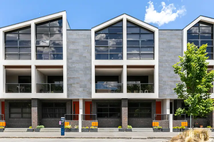 21 Nelson Place, Williamstown VIC 3016