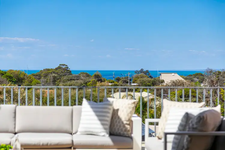 76 Seaview Street, Blairgowrie VIC 3942