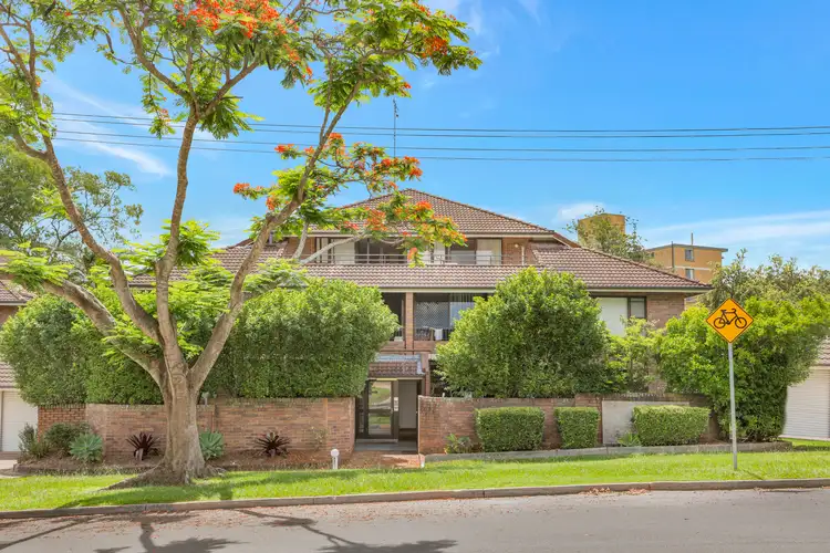 24/26 Carr Street, St Lucia QLD 4067