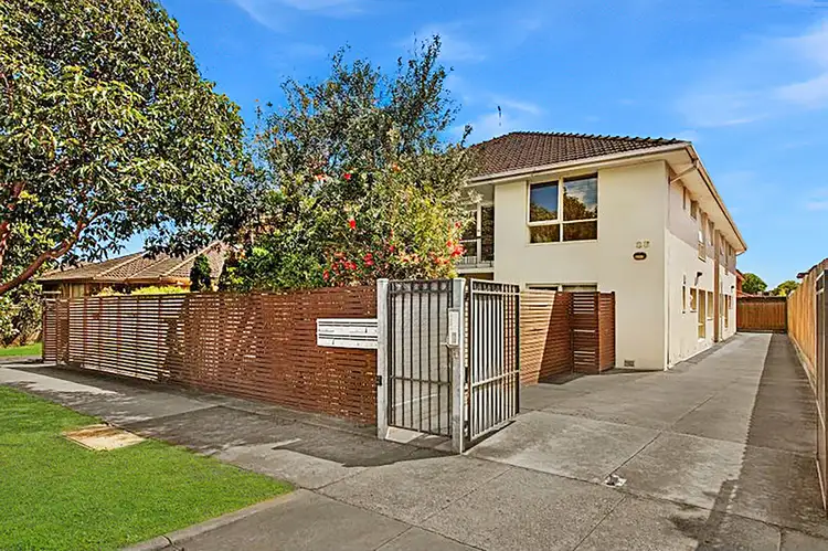 Main view of Homely apartment listing, 5/33 Madden Avenue, Carnegie VIC 3163