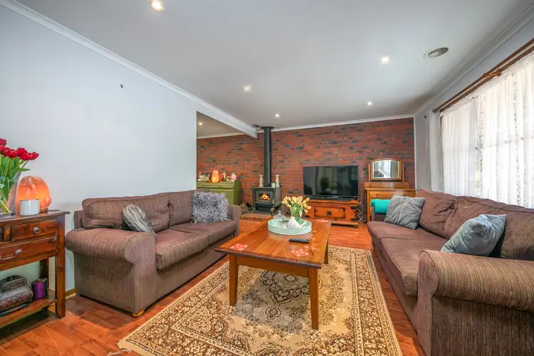 Third view of Homely house listing, 3 Ash Court, Romsey VIC 3434