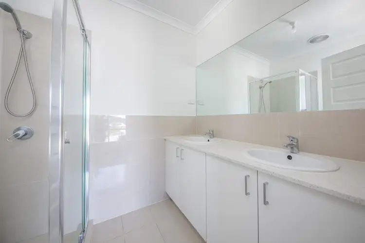 Sixth view of Homely unit listing, 4/20 Regan Drive, Romsey VIC 3434