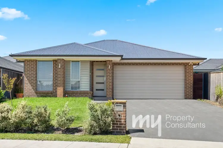 11 Wear Street, Oran Park NSW 2570