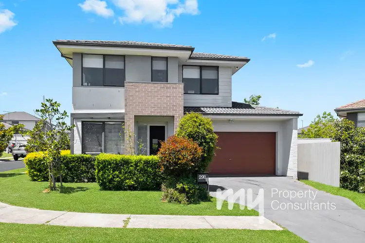 29A Northampton Drive, Glenfield NSW 2167