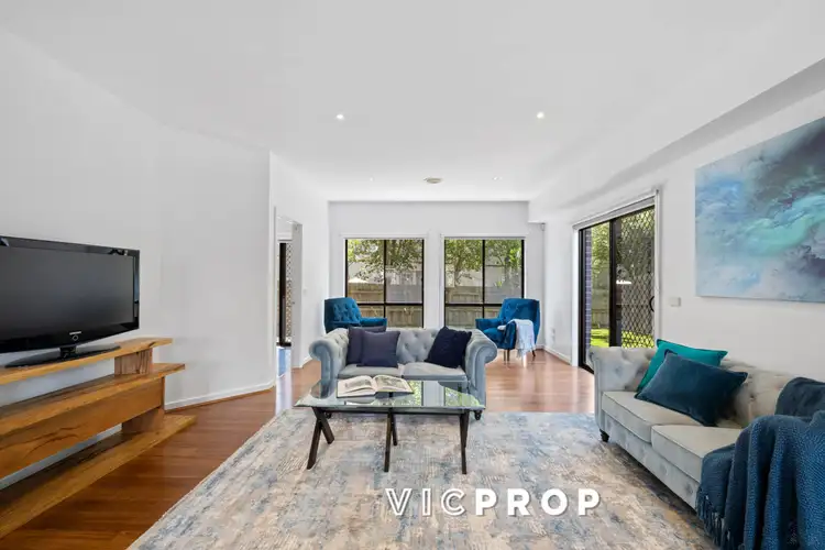 Sixth view of Homely townhouse listing, 1/8 Gretna Court, Greenvale VIC 3059