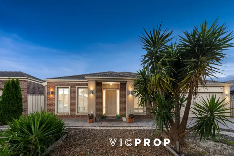 Main view of Homely house listing, 3 Carisbrook Court, Taylors Hill VIC 3037