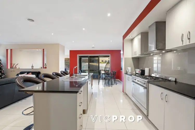 Fourth view of Homely house listing, 3 Carisbrook Court, Taylors Hill VIC 3037