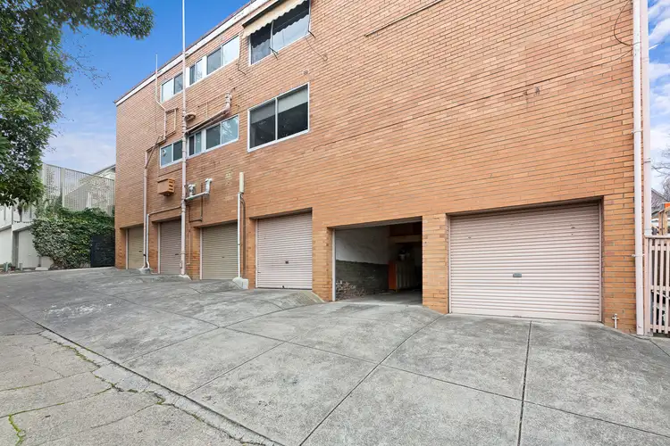 Sixth view of Homely apartment listing, 2/9 Monomeath Avenue, Toorak VIC 3142