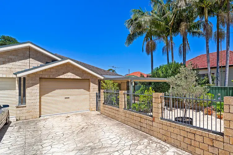 2/33 Frances Street, Gwynneville NSW 2500