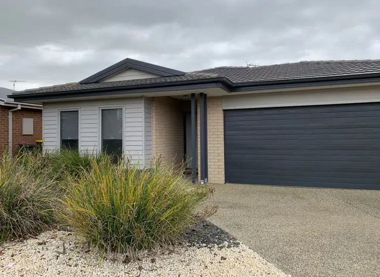 92 Centreside Drive