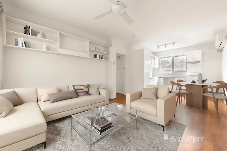 Main view of Homely unit listing, 2/214 Kambrook Road, Caulfield VIC 3162