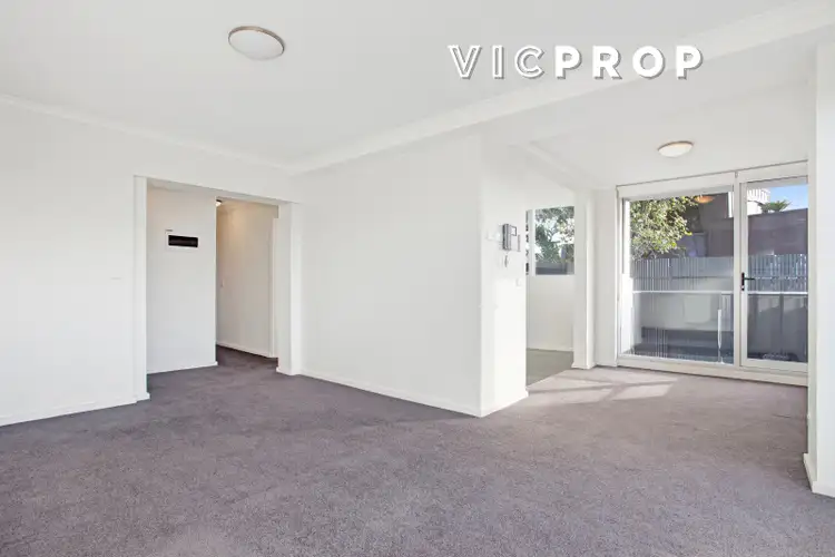 275 Domain Road