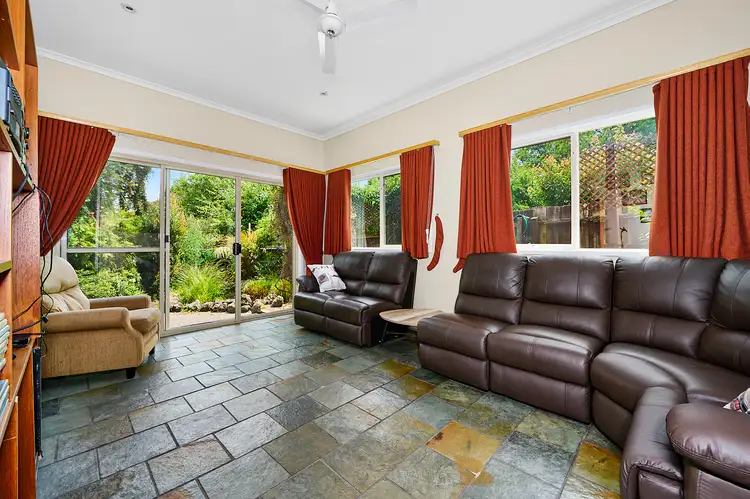 Fifth view of Homely house listing, 8 Paddock Court, Ferntree Gully VIC 3156