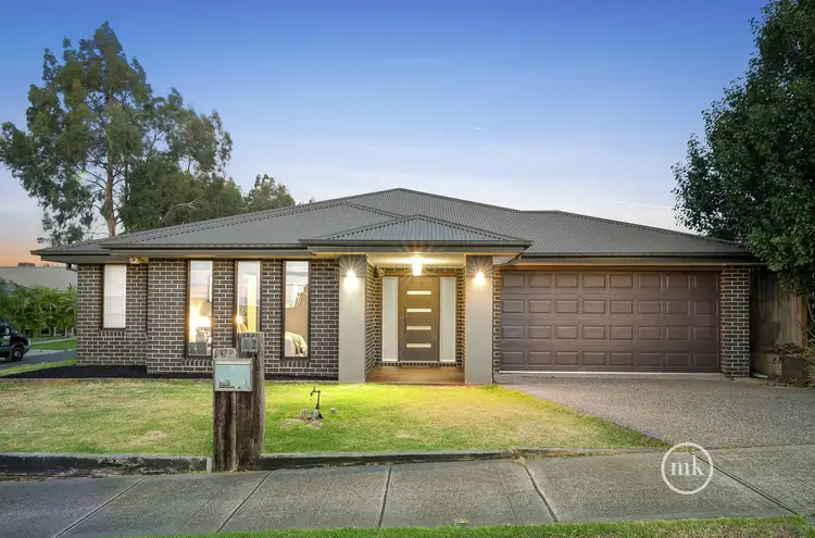 12 Stuart Place, Doreen VIC 3754