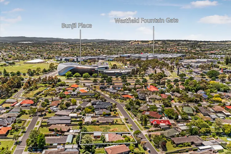 14 Springwood Avenue, Narre Warren VIC 3805
