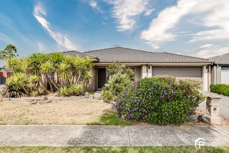 82 William Thwaites Boulevard, Cranbourne North VIC 3977