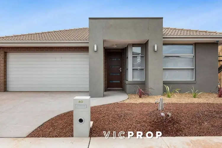 Main view of Homely house listing, 40 Runcorn Crescent, Strathtulloh VIC 3338