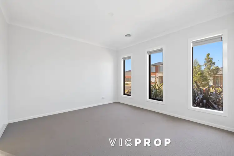 Second view of Homely house listing, 42 Runcorn Crescent, Strathtulloh VIC 3338