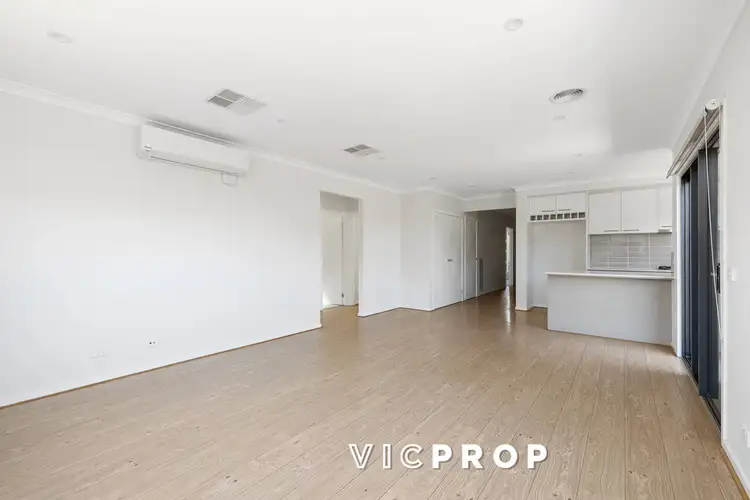 Seventh view of Homely house listing, 42 Runcorn Crescent, Strathtulloh VIC 3338