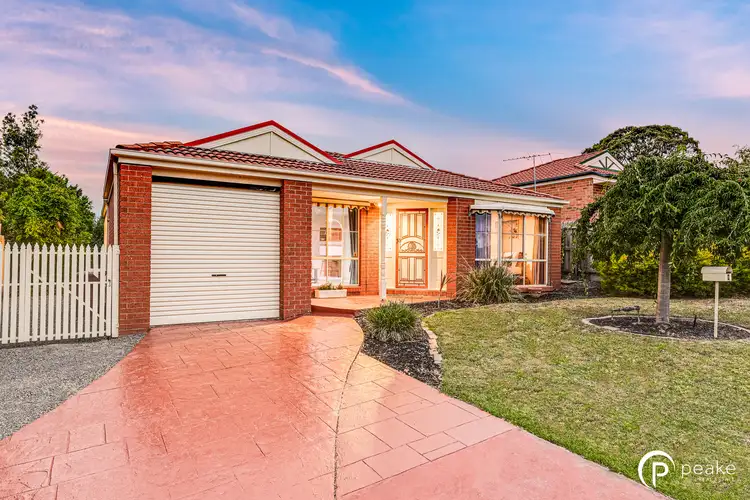 2 Sue Place, Berwick VIC 3806