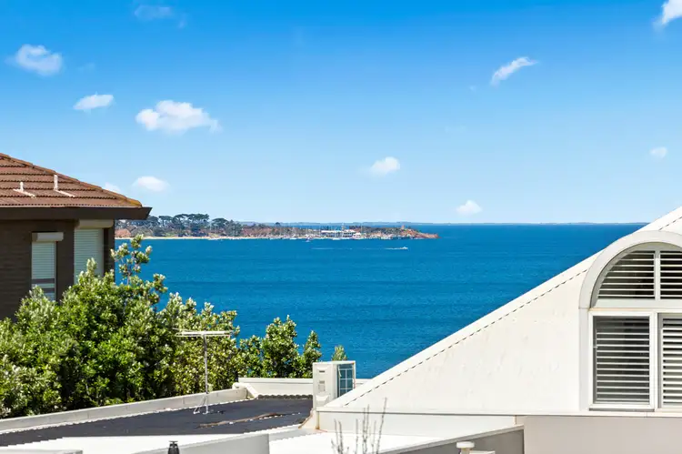 5 Kunyung Road, Mount Eliza VIC 3930