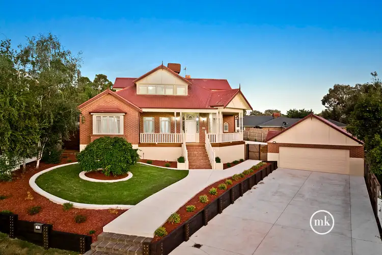 10 Ungara Close, Eltham North VIC 3095