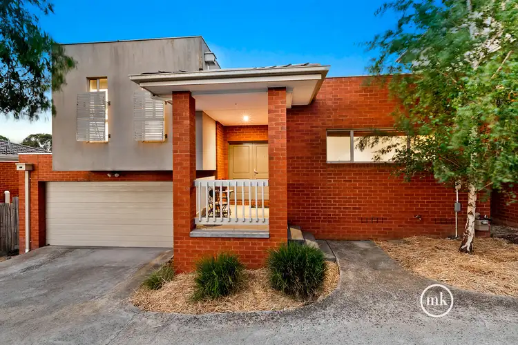 2/181 Mountain View Road, Greensborough VIC 3088