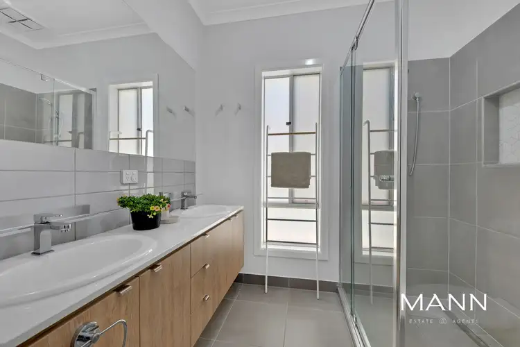 Fifth view of Homely house listing, 33 Fewster Circuit, Mickleham VIC 3064