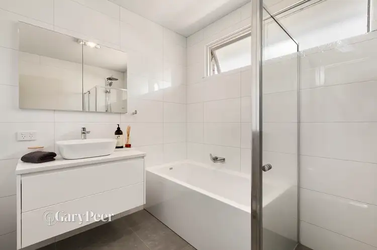 Third view of Homely house listing, 1 Wyuna Court, Bentleigh VIC 3204