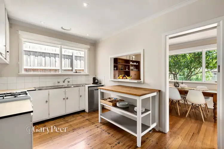 Fourth view of Homely house listing, 1 Wyuna Court, Bentleigh VIC 3204