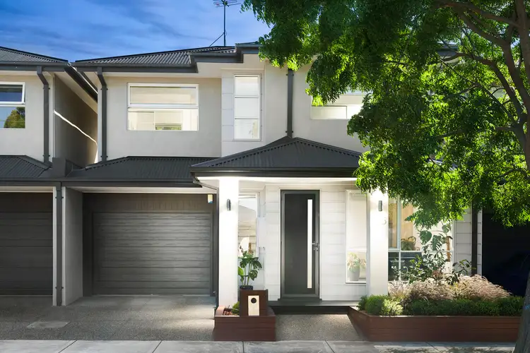 35 Heather Avenue, Brooklyn VIC 3012