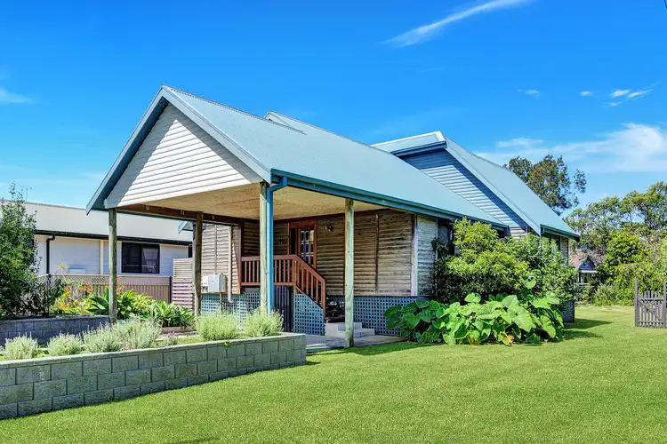 50 Prince Edward Avenue, Culburra Beach NSW 2540