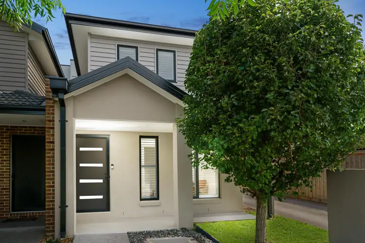 2/36 May Street, Altona North VIC 3025