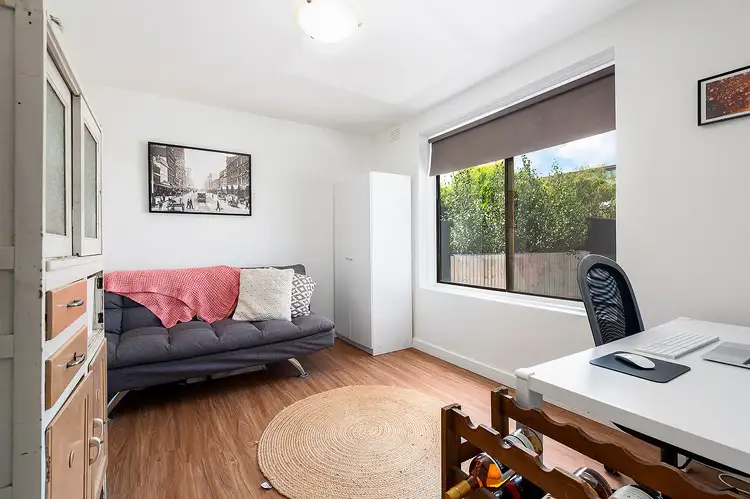 Sixth view of Homely apartment listing, 6/9 Henry Street, Hawthorn VIC 3122