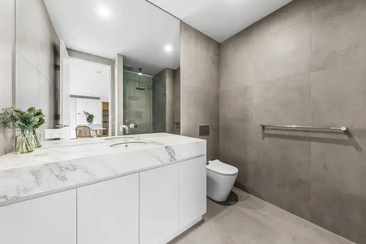 Fourth view of Homely apartment listing, 102/281 Barkers Road, Kew VIC 3101