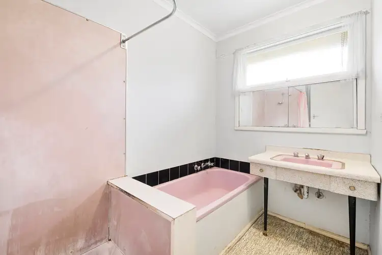Fifth view of Homely house listing, 4 Lee Court, Heathmont VIC 3135