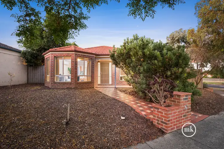 2 Carex Way, South Morang VIC 3752