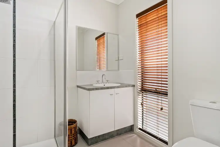 Fifth view of Homely house listing, 2 Londres Way, Tyabb VIC 3913