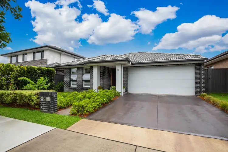 42 Cordyline Loop, Jordan Springs NSW 2747