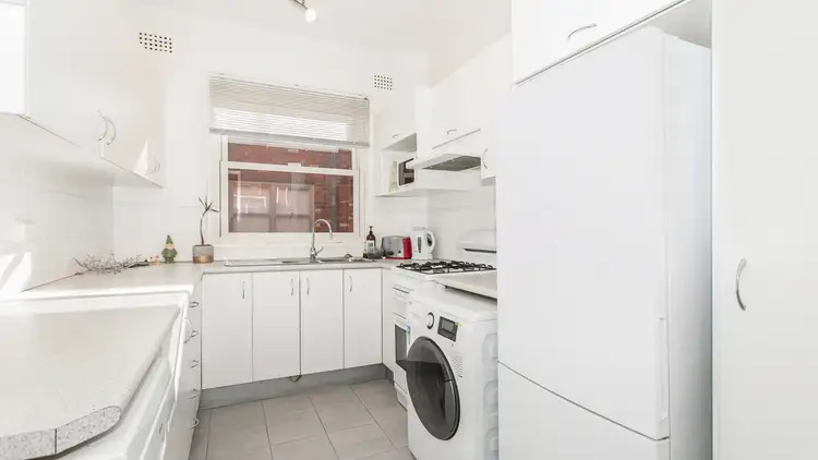 Fifth view of Homely apartment listing, 6/5 Tower Street, Manly NSW 2095