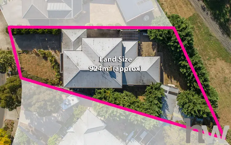 Main view of Homely house listing, 52 Burgundy Dr, Waurn Ponds VIC 3216