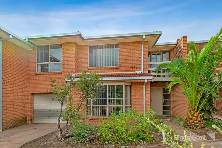 4/52 Omar Street, Maidstone VIC 3012