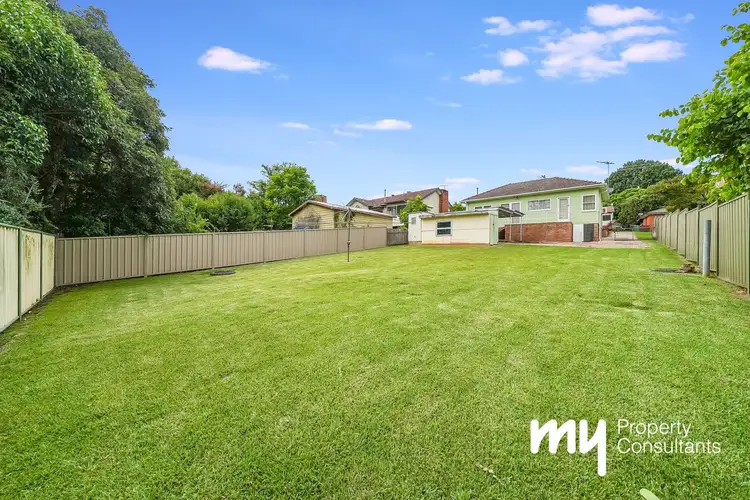 17 Mclean Road, Campbelltown NSW 2560