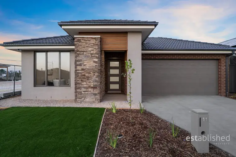 11 Decoco Road, Rockbank VIC 3335
