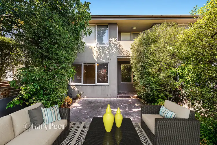 Fourth view of Homely apartment listing, 2/219 Neerim Road, Carnegie VIC 3163