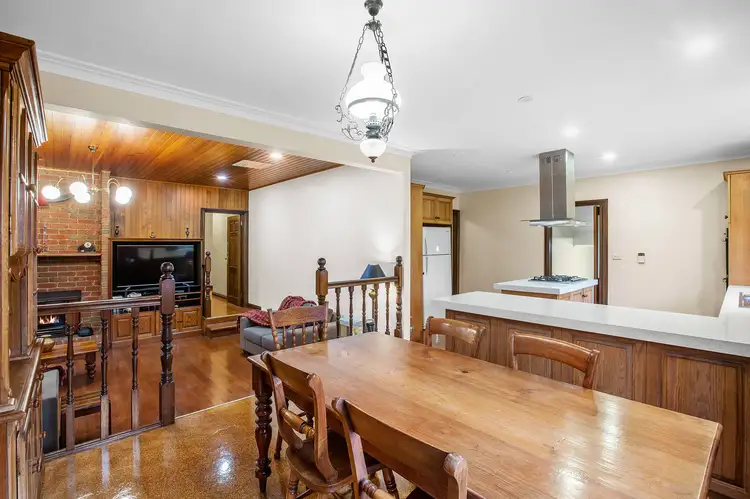Fifth view of Homely house listing, 6 Kyreli Close, Donvale VIC 3111