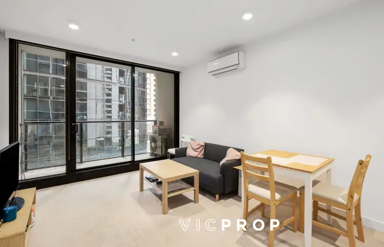 715/33 Mackenzie Street, Melbourne VIC 3000